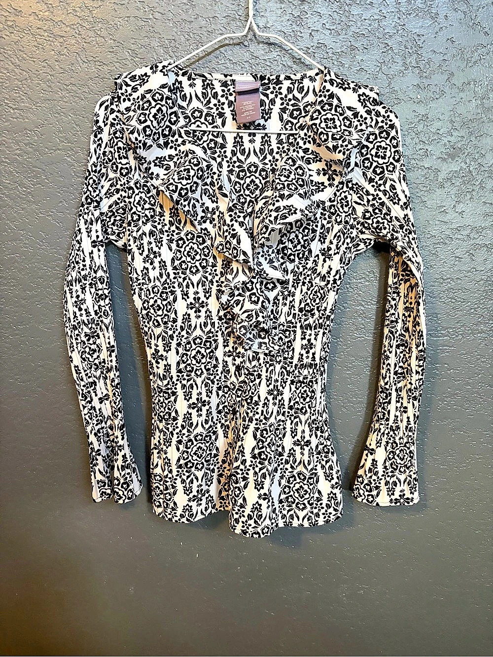 Badgley Mischka Floral Long Sleeve Blouse in White & Black Size S/C